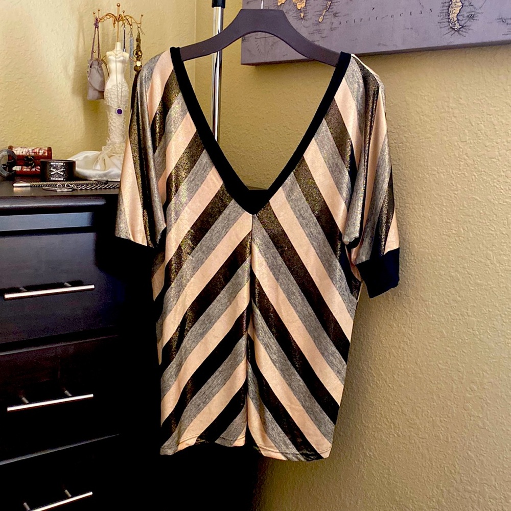 BKE Boutique 3/4 Sleeve Blouse Size Large